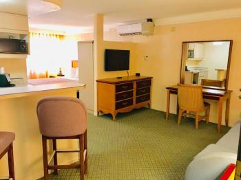 Fortune Hotel & Suites